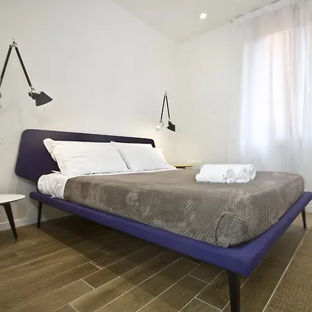 Corte Spagnola Apartment *